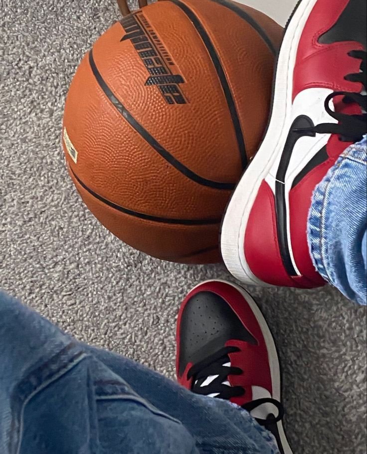 Basketball PFP Boy