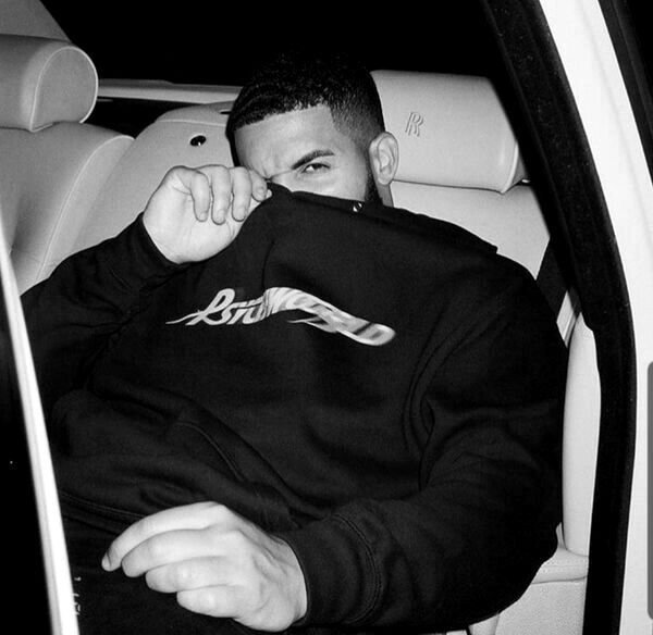 Drake PFP Black And White