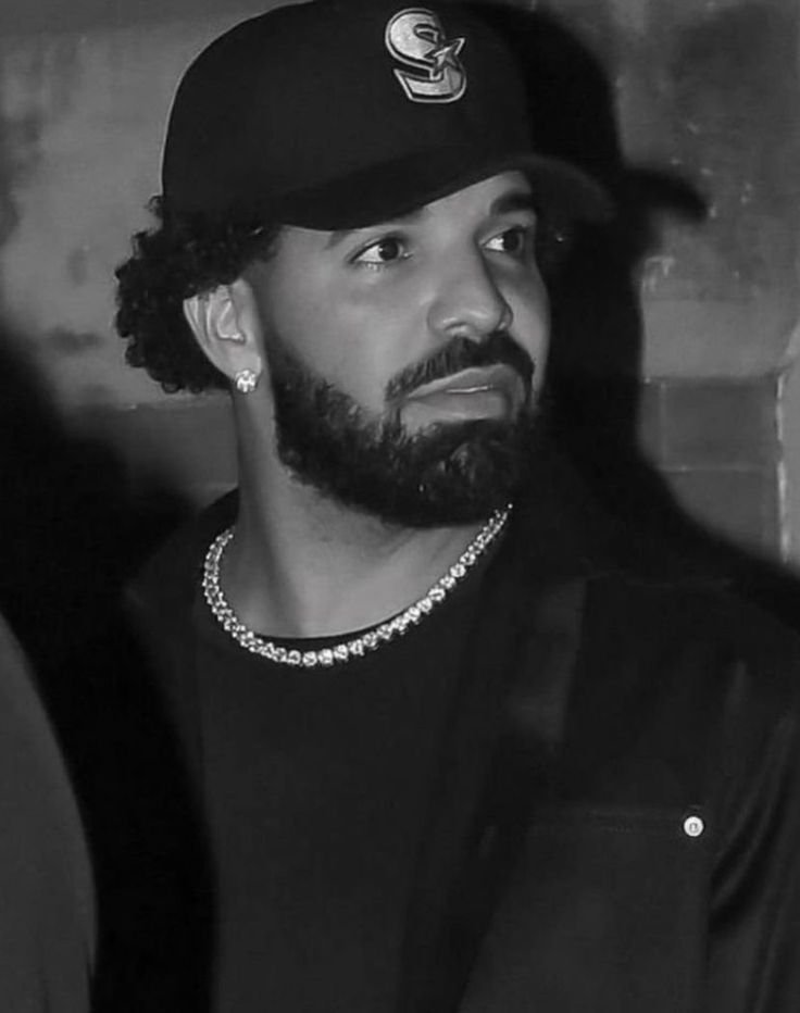 Drake PFP Black And White