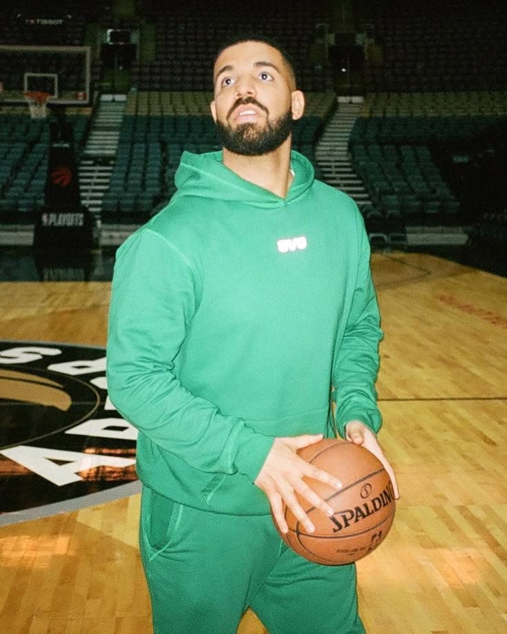 Drake PFP Wallpaper