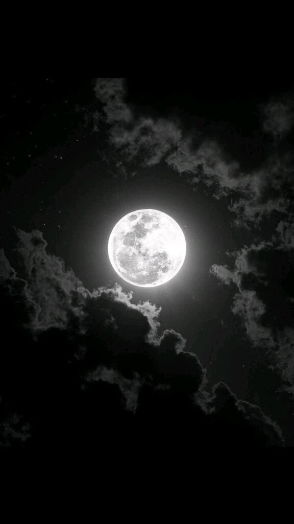 Moon PFP Aesthetic