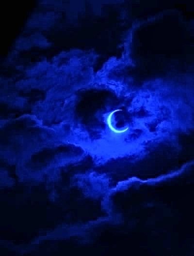 Moon PFP Blue