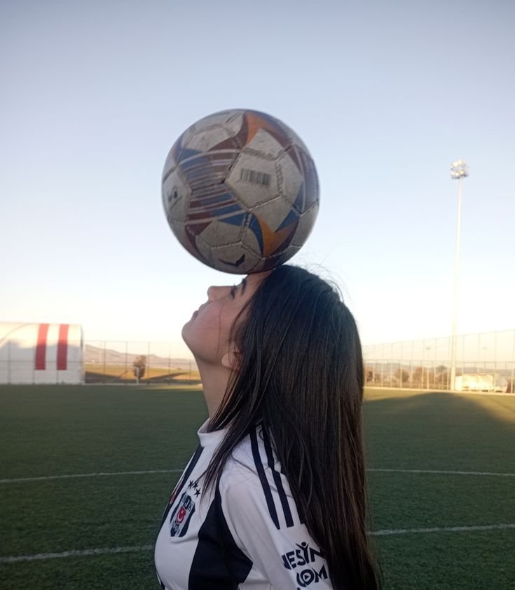 Soccer PFP Girl