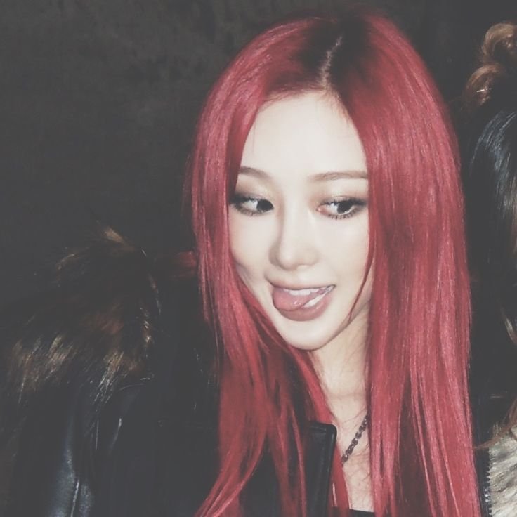 Kpop PFP Matching