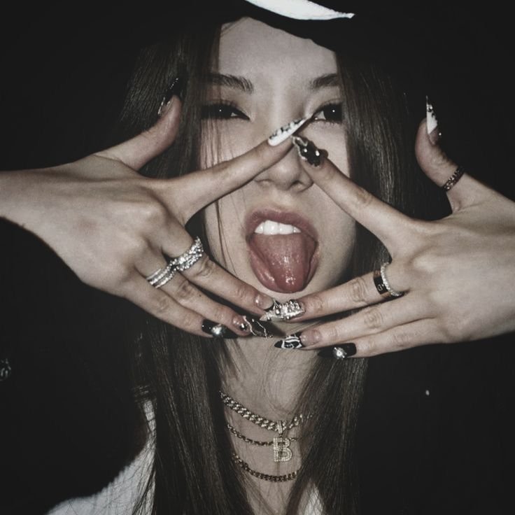 Kpop PFP Funny